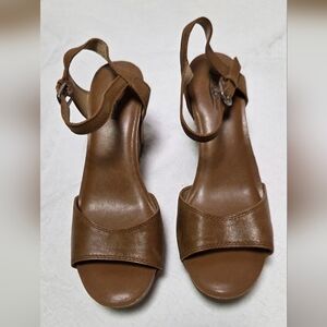 NIB Lucky Brand Tan Leather Wedges